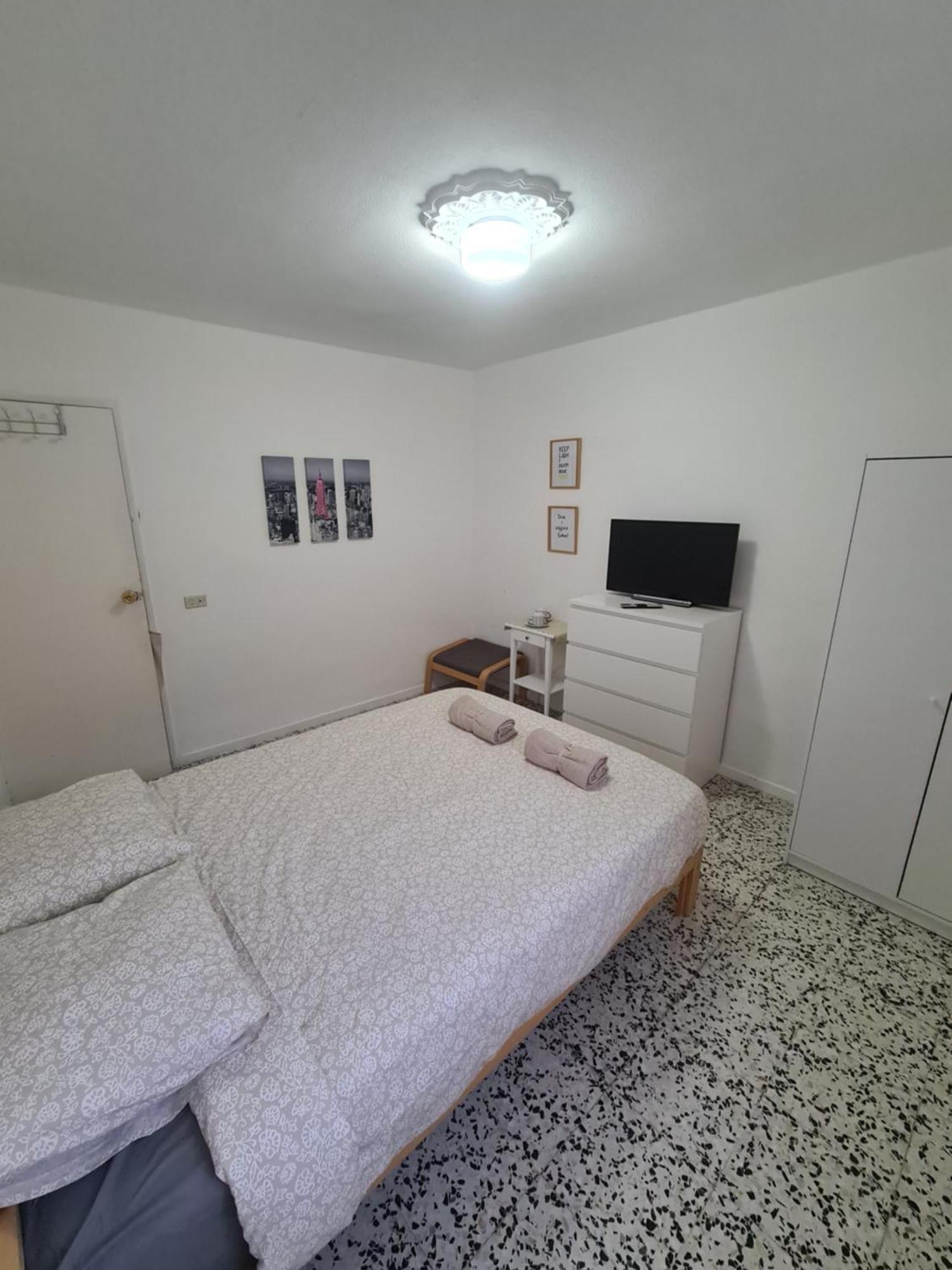 Eeb Private Room Habitacion Privada En Piso Compartido La Laguna  Zewnętrze zdjęcie
